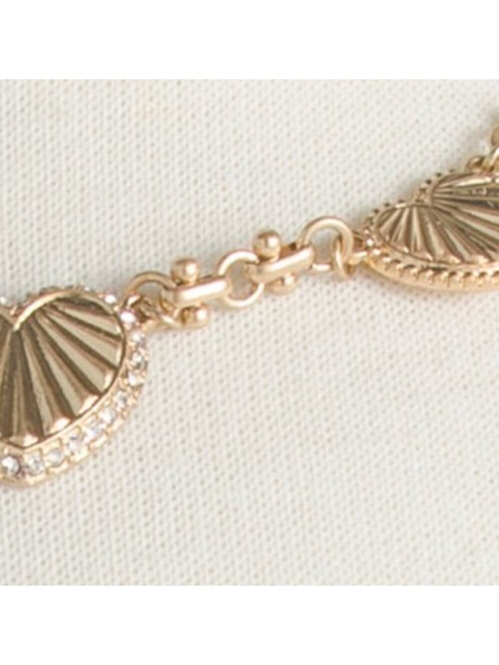 PATRICIA NASH Lovely Sparkle Gold Multi Heart Necklace - Picture 3 of 5